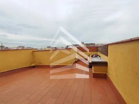Estudio en Carrer de Daoíz i Velarde