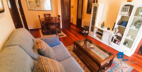 Piso en calle Bo Marron-Povedal