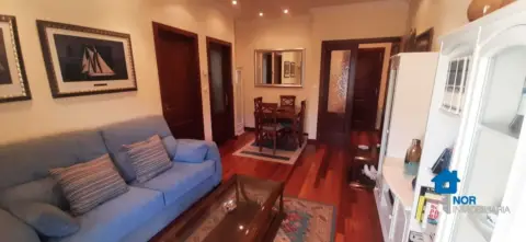 Piso en calle Bo Marron-Povedal