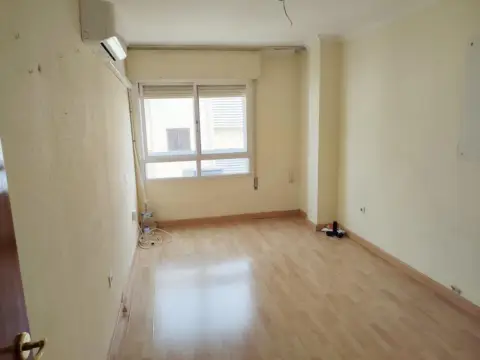 Piso en Valdepasillas