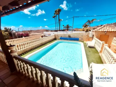 Chalet en calle Islas Bermudas