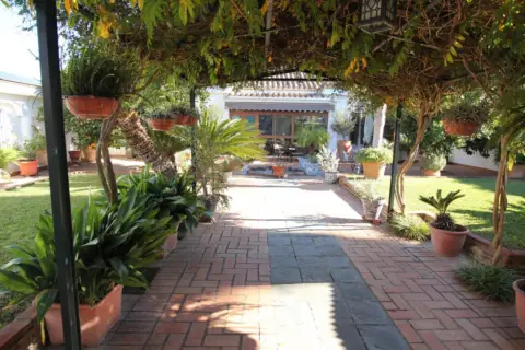 Chalet en Núcleo Urbano