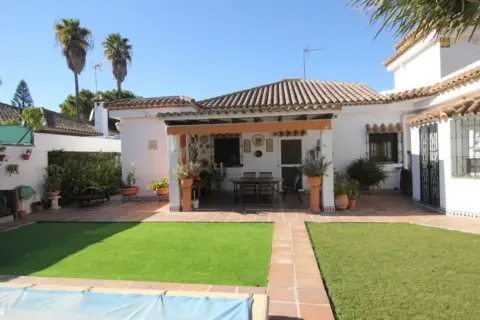 Chalet en Núcleo Urbano