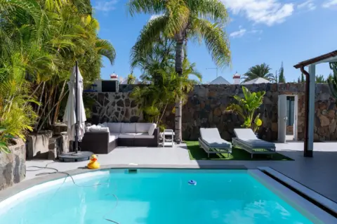 Casa en Avenida Touroperador Vingresor