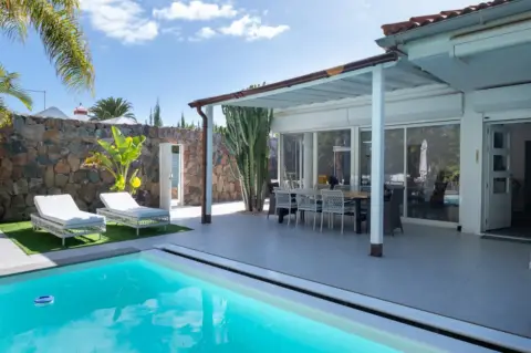 Casa en Avenida Touroperador Vingresor