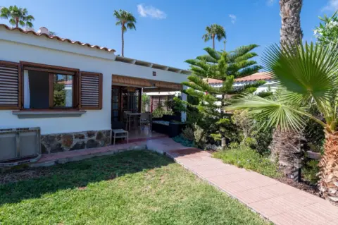 Casa en Avenida Touroperador Tjaereborg, 7