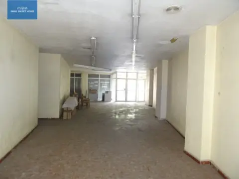 Local comercial en Plaza Obispo Siuri