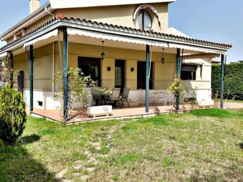 Chalet en calle de Bergantín