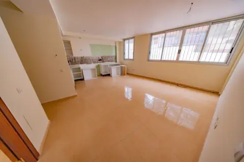 Piso en calle del Colegio