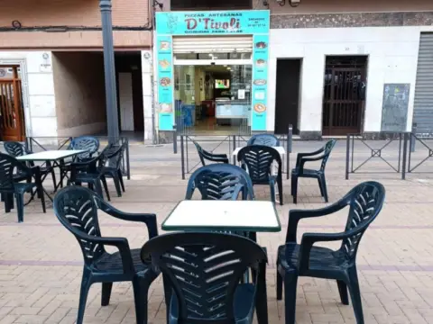 Local comercial en Cortes Valencianas