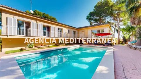 Chalet en Urbanizacion El Pinar 3