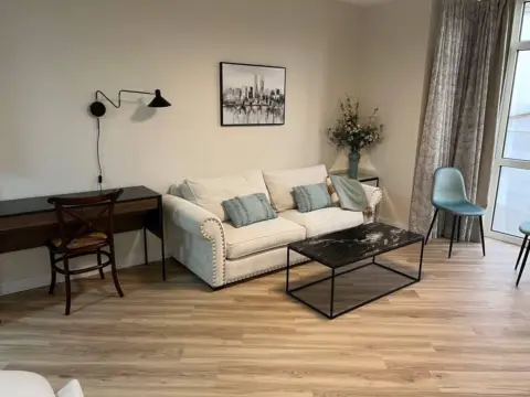 Piso en calle de Augusto, 62