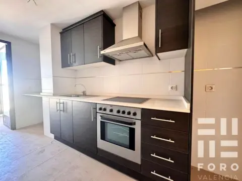 Piso en calle de Tírig, 2