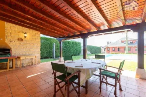 Chalet en Camargo