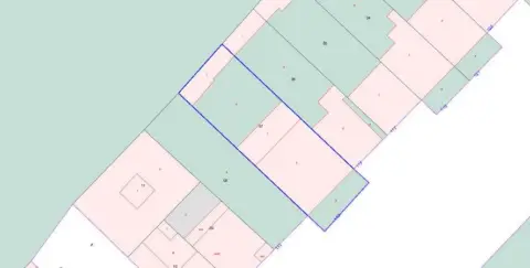 Terreno en Carrer Palauet