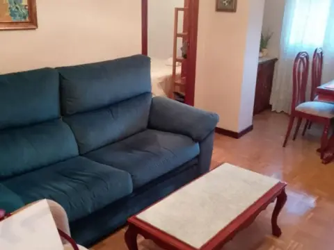 Piso en Plaza de Carballo