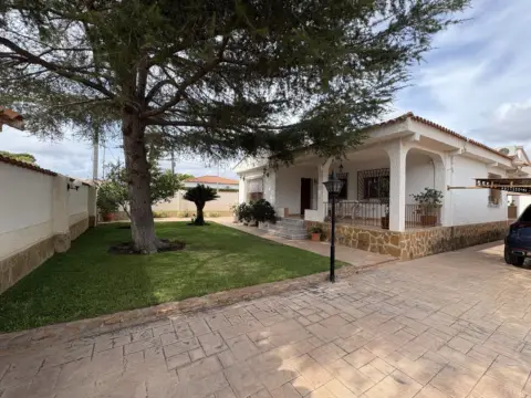 Chalet en San Antonio de Benagéber