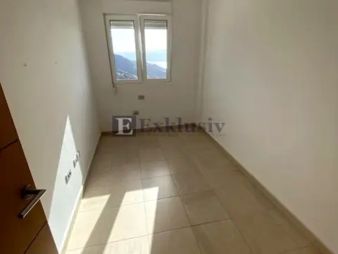 Dúplex en calle Antonio Ramos González