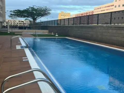 Piso en calle Doctor Julio Barry Rodríguez, 3