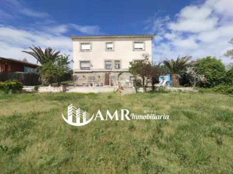 Chalet en Castillo de Escalona