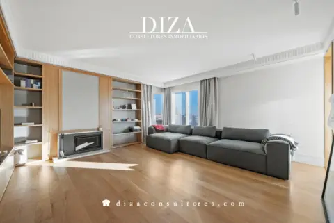 Piso en calle del Poeta Joan Maragall