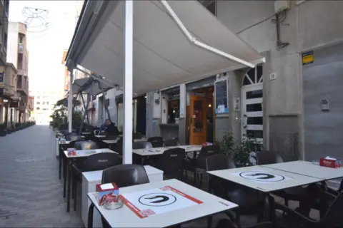 Local comercial en Playa Levante
