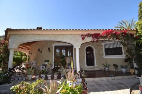 Chalet en Algoda-Matola-Llano de San José