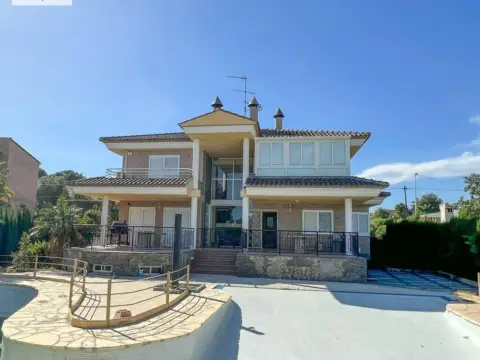 Chalet en calle Vent de Ponent