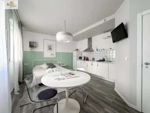 Estudio en calle del Navío