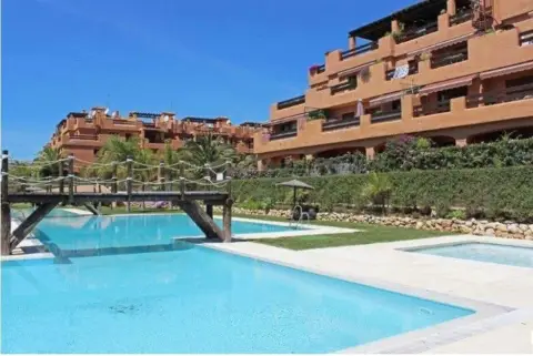 Apartamento en calle Uen.R31 El Angel