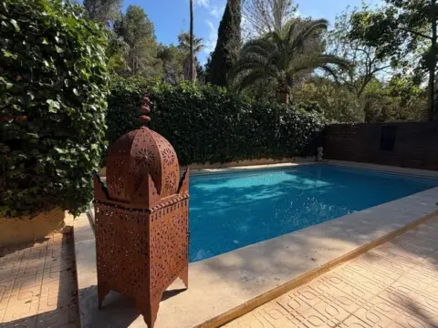 Chalet en Carrer de Ciona, 7
