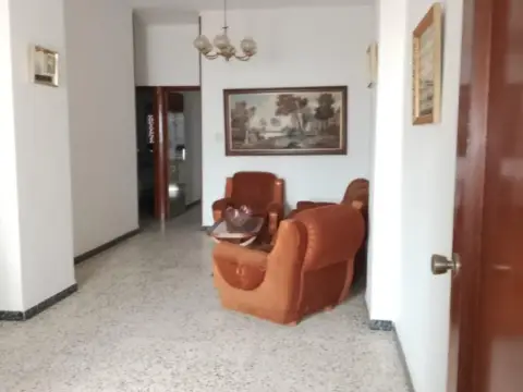 Casa en calle Real Utrera