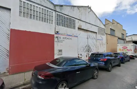 Nave industrial en calle de Dorotea, 13