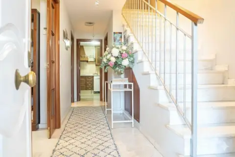 Casa adosada en calle Ntra Sra Dolores