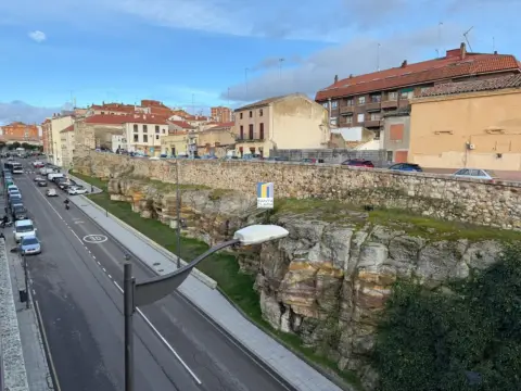 Piso en Puerta La Feria