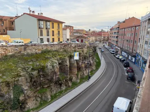 Piso en Puerta La Feria