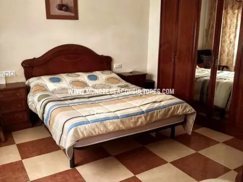 Chalet en calle de Jaén