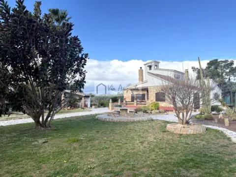 Finca rústica en Avinguda de l'Ampolla