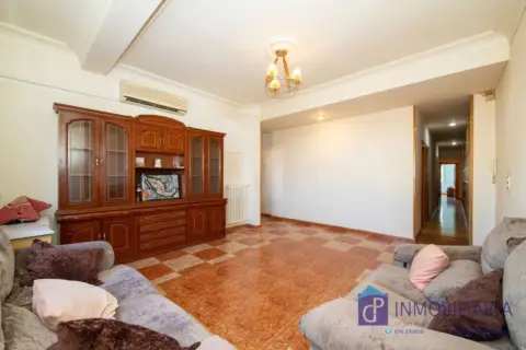 Piso en calle Ps Fernando El Catolico