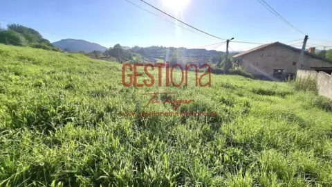 Terreno en Lloreda