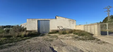 Almacén en Urb. Montecollado