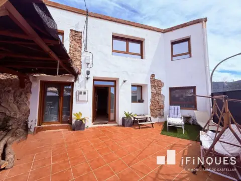 Chalet en Sant Feliu del Raco