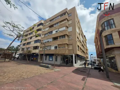 Apartamento en calle Primero De Mayo