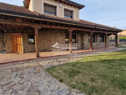 Chalet en La Lastrilla