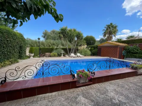 Chalet en Puente Jontoya-Puente de la Sierra