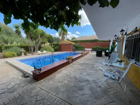 Chalet en Puente Jontoya-Puente de la Sierra