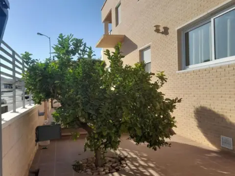 Chalet en calle Magnolia, nº 11