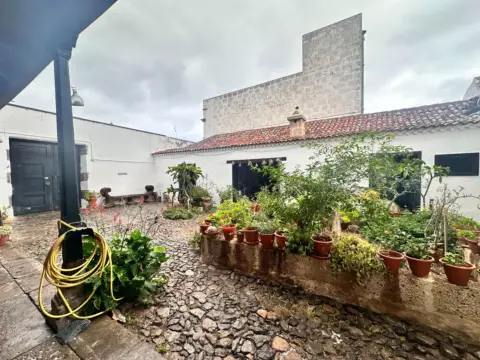 Casa en calle de Nuestra Señora de la Luz