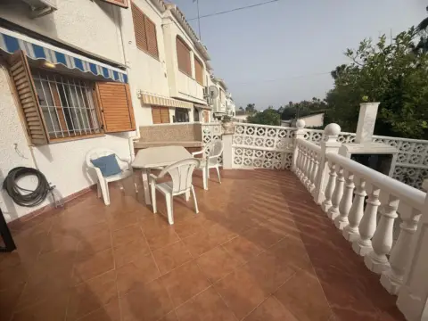 Chalet en calle de los Jazmines