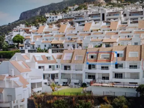 Ático en Urbanización Cerros del Lago